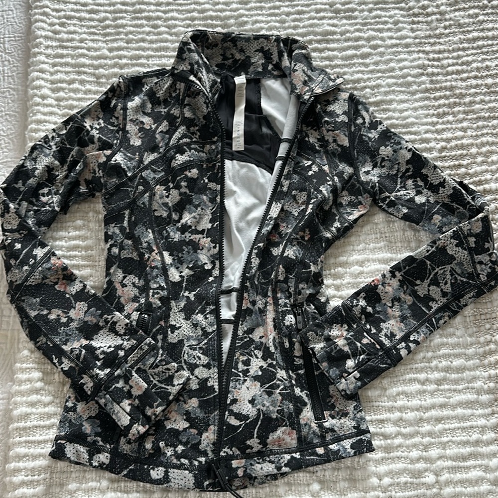Lululemon jacket